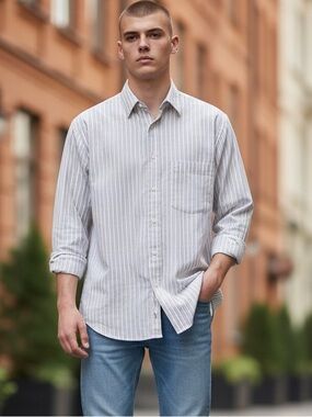 Valentino Uomo Dress Shirt Men's Size 15.5 Striped Button Down Gray White